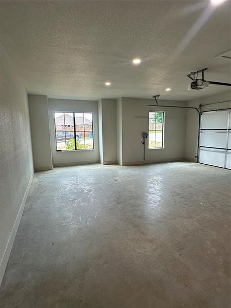 Spacious, unfurnished interior of a new home in , Bowie (Image 25).