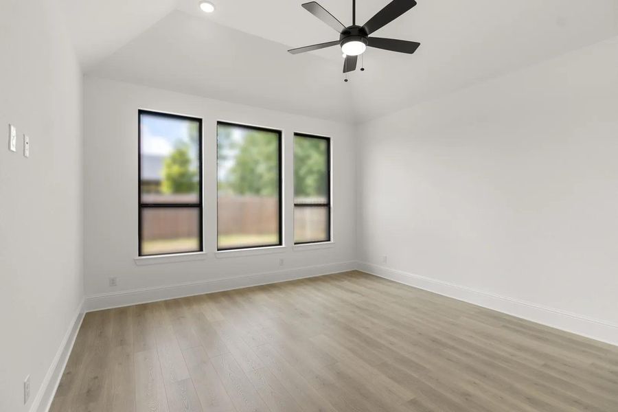 The Eastland II Primary Suite