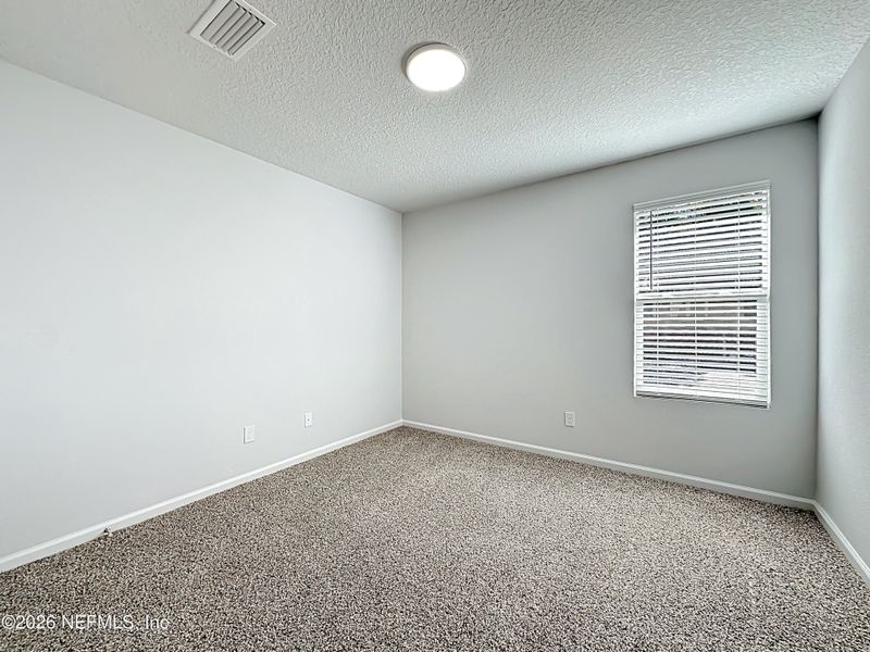 Spacious, unfurnished interior of a new home in , Jacksonville (Image 17).