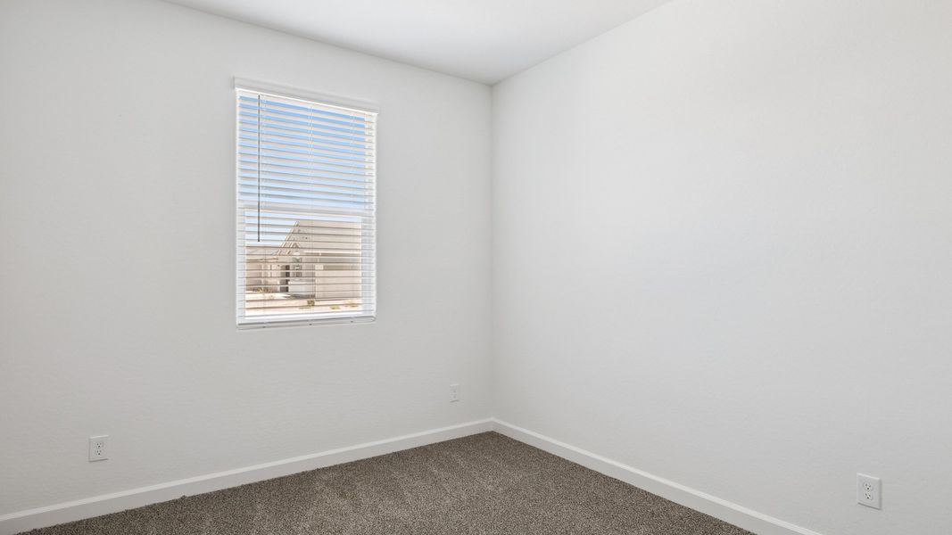 Spacious, unfurnished interior of a new home in Quail Ranch, San Tan Valley (Image 18). Spacious, unfurnished interior of a new home in Quail Ranch, San Tan Valley (Image 18).