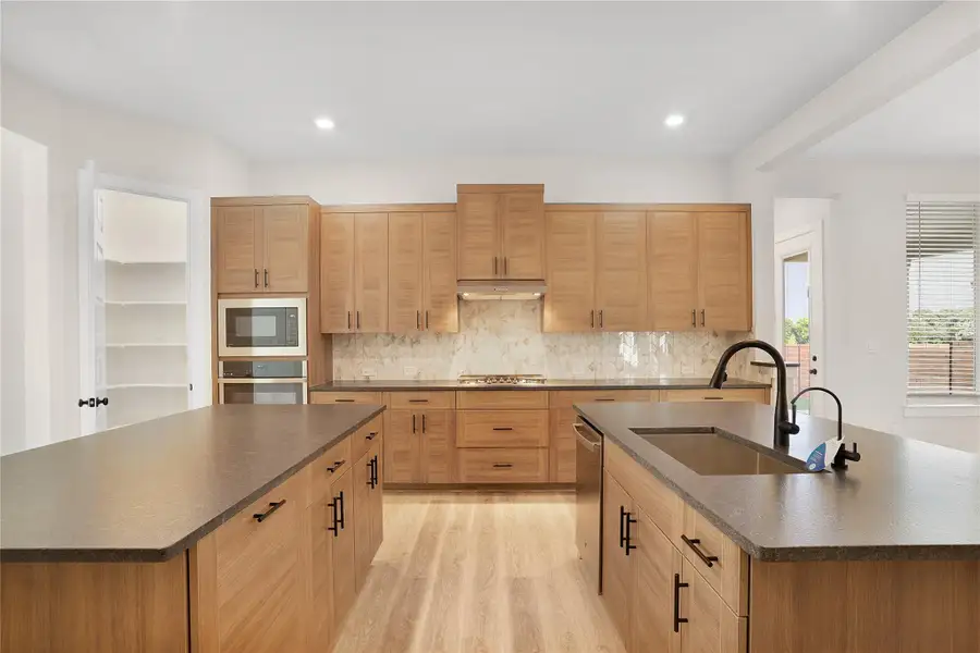 *PHOTO REPRESENTATIVE OF FLOORPLAN ONLY*