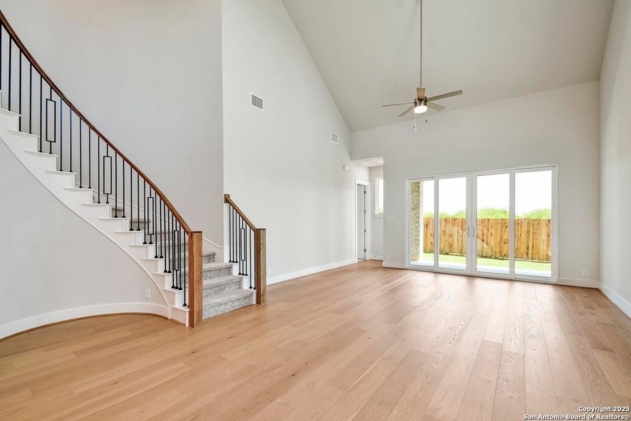 Spacious, unfurnished interior of a new home in Homestead, Schertz (Image 17).