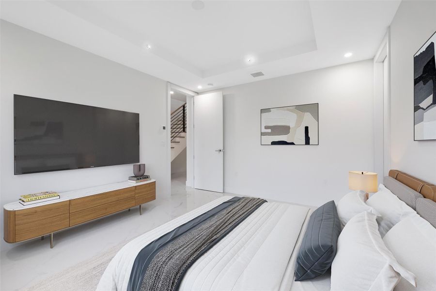 DISCLAIMER: All renderings, site plans, simulated views, floor plans, graphic images, drawings and all other information depicted are illustrative, and are provided to assist in visualizing the units and the Project and may not be accurately depicted and may be changed at any time.