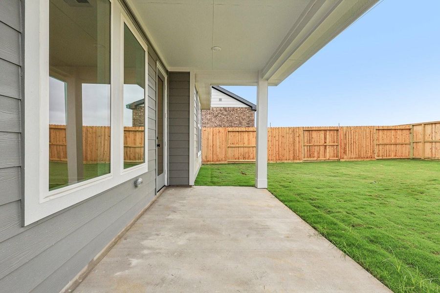 21603 Berry Crest Patio