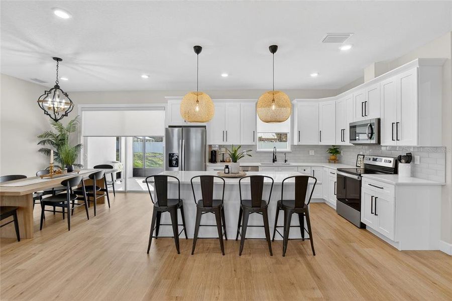 Furnished interior view inside a new home in , Plant City (Image 10).