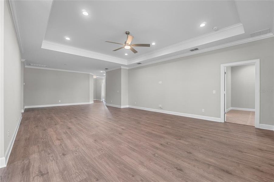 Spacious, unfurnished interior of a new home in , Mulberry (Image 14).