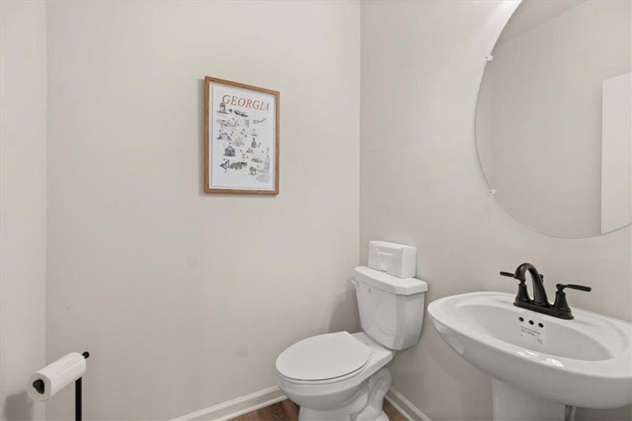 Furnished interior view inside a new home in , Jasper (Image 21).