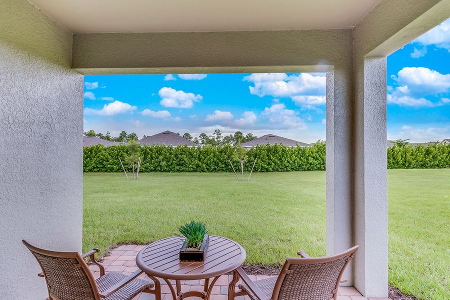 Representative exterior details of a home built from the CALI by D.R. Horton in LaBelle Homes, Lehigh Acres (Image 3).