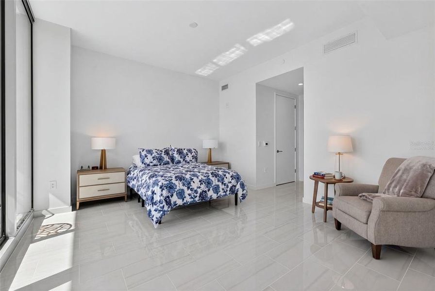 Furnished interior view inside a new home in , St. Petersburg (Image 11).