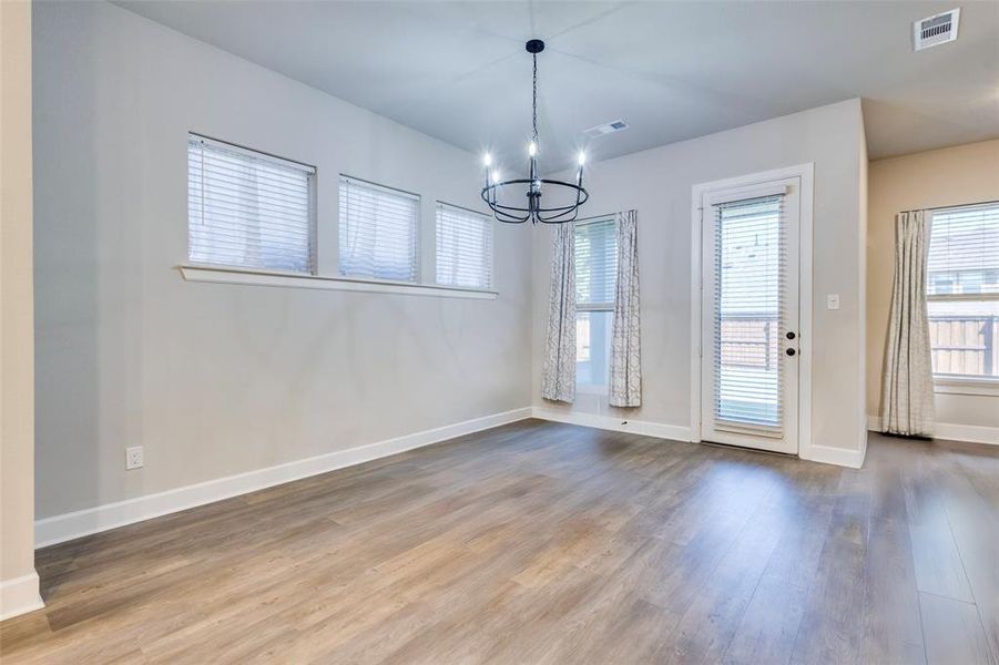 Spacious, unfurnished interior of a new home in , Van Alstyne (Image 29). Spacious, unfurnished interior of a new home in , Van Alstyne (Image 29).