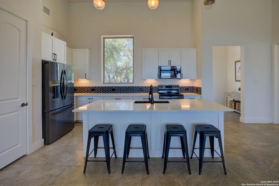 Furnished interior view inside a new home in , New Braunfels (Image 32). Furnished interior view inside a new home in , New Braunfels (Image 32).