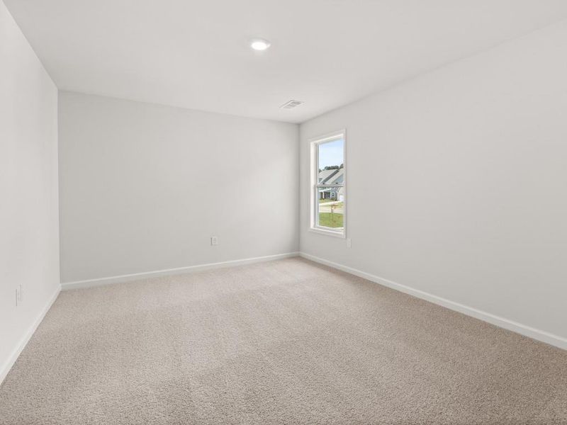 Spacious, unfurnished interior of a new home in Haven Abbey, Cumming (Image 19).