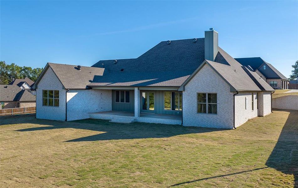 Exterior details and patio area of a home in , Longview (Image 25).