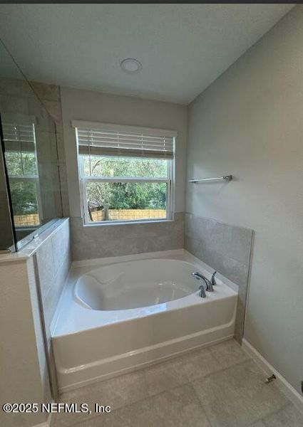 Furnished interior view inside a new home in , Jacksonville (Image 9).