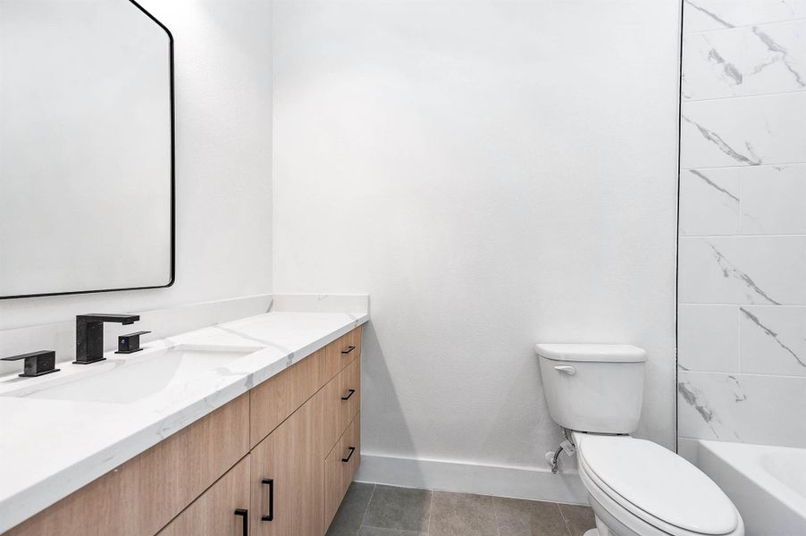 Third En-Suite Bathroom