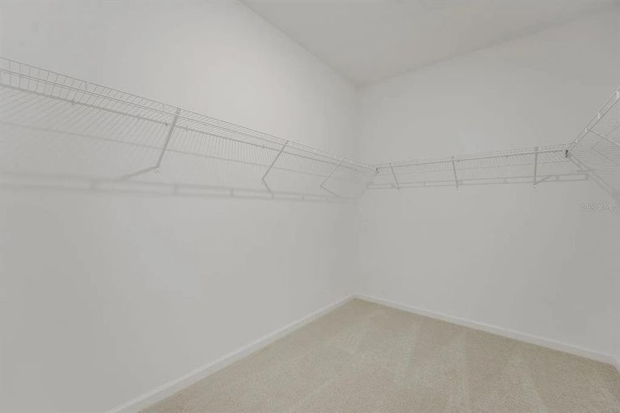 Spacious, unfurnished interior of a new home in Cypress Park Estates, Haines City (Image 30).