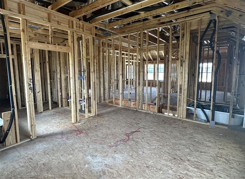 Spacious, unfurnished interior of a new home in Ellis Cove, Seabrook (Image 19).