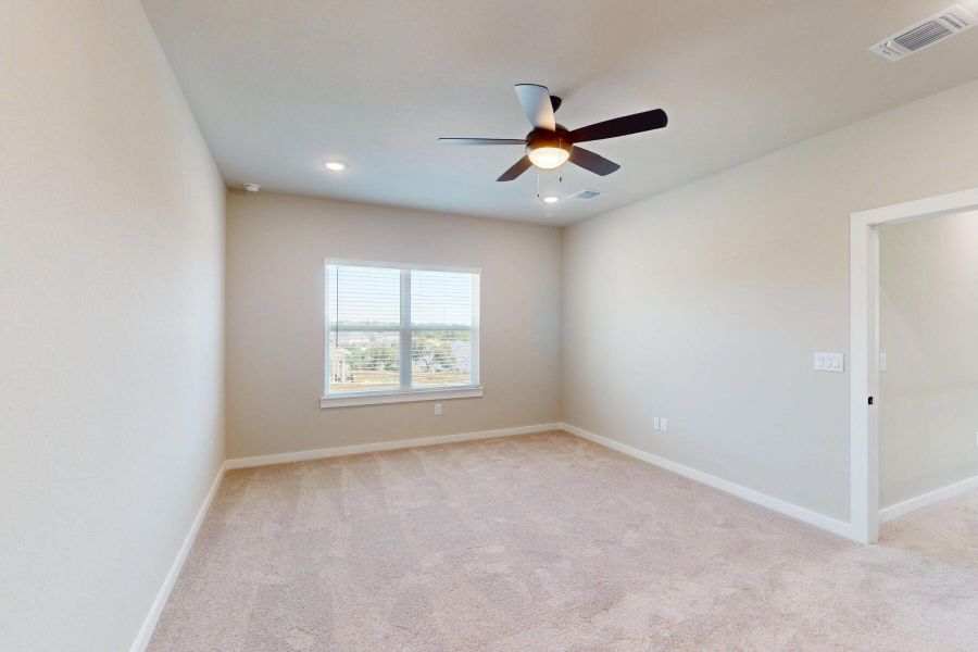 Spacious, unfurnished interior of a new home in Edgewood, Leander (Image 16). Spacious, unfurnished interior of a new home in Edgewood, Leander (Image 16).