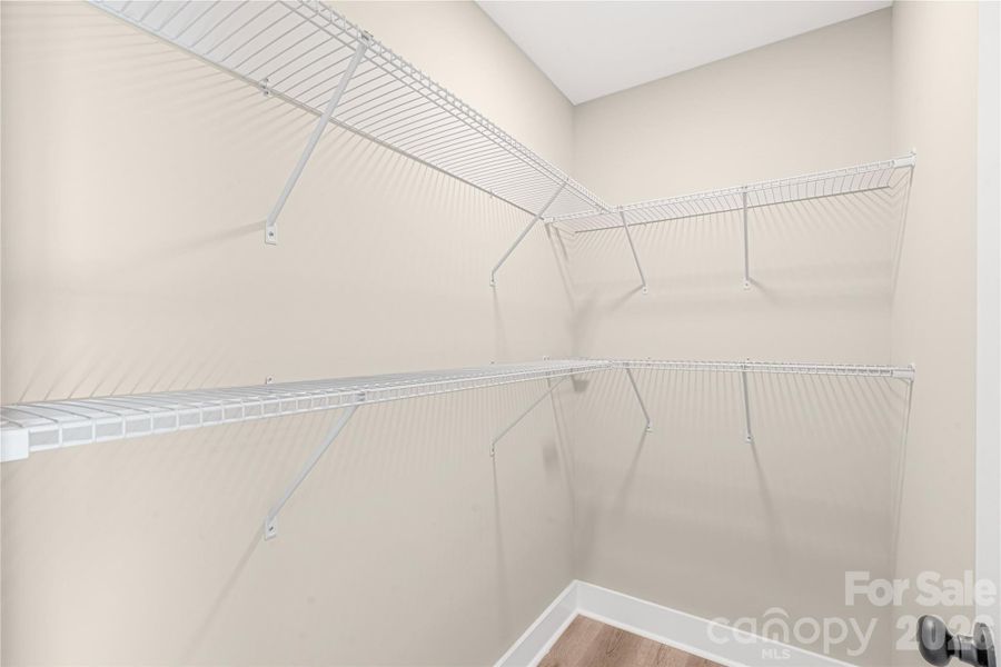 Spacious, unfurnished interior of a new home in , Shelby (Image 11).