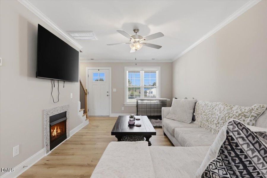 13-96 Linda St-13 13-96 Linda St-13