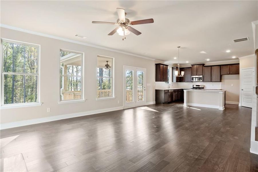 Spacious, unfurnished interior of a new home in Paces Estates, Lithia Springs (Image 24). Spacious, unfurnished interior of a new home in Paces Estates, Lithia Springs (Image 24).