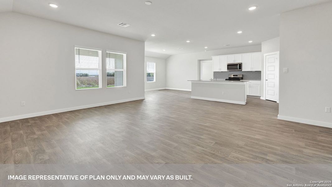 Spacious, unfurnished interior of a new home in Sonoma Oaks, Fredericksburg (Image 13). Spacious, unfurnished interior of a new home in Sonoma Oaks, Fredericksburg (Image 13).