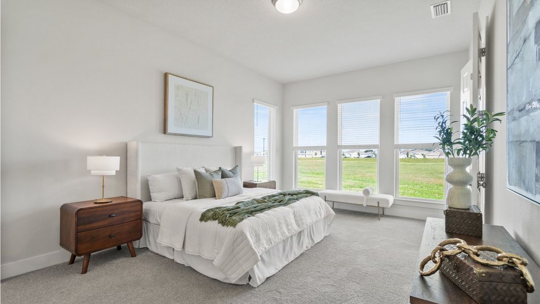 Representative furnished interior of a home built from the 2011F by Perry Homes in Turnleaf 50', Punta Gorda (Image 14).