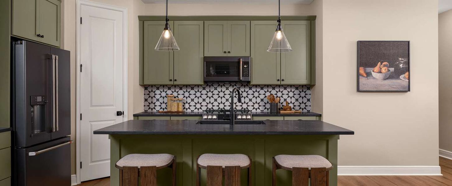 Representative furnished interior of a home built from the Sunapee by Ashton Woods in Catamaran Cove, Rockledge (Image 6).