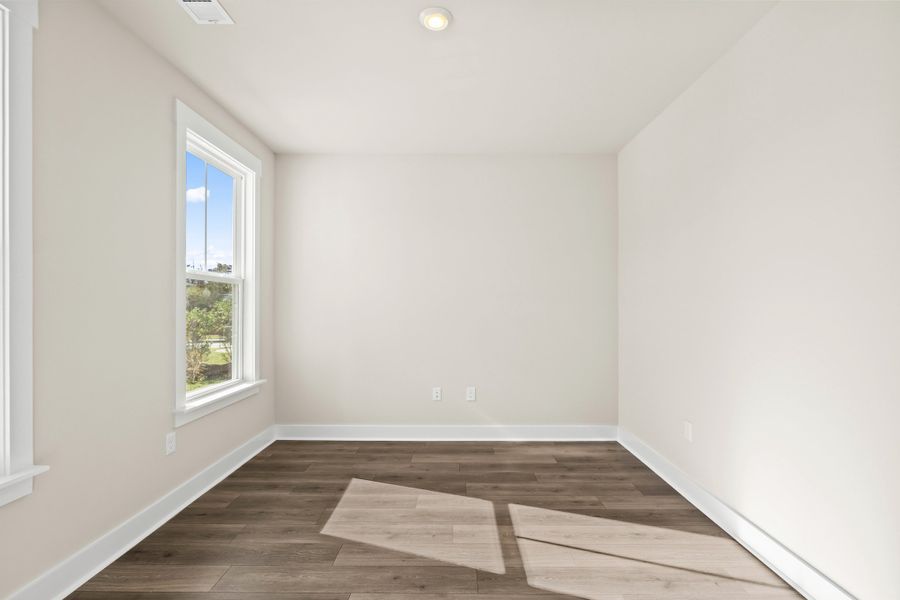 Spacious, unfurnished interior of a new home in Pottery Landing, Conway (Image 18).