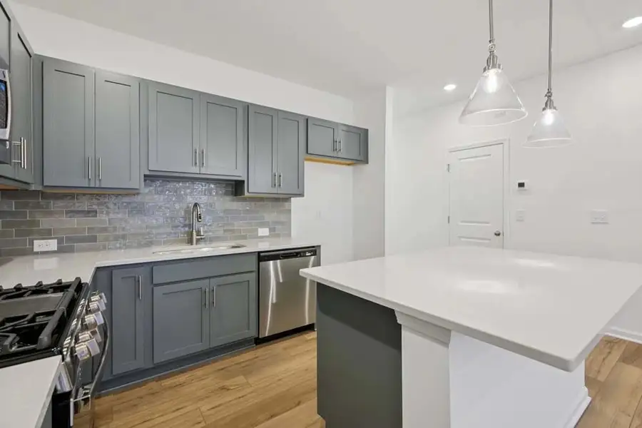 Kitchen featuring Minimalist Collection Finishes