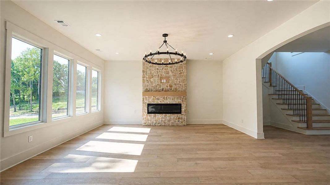 Spacious, unfurnished interior of a new home in , Flowery Branch (Image 24).