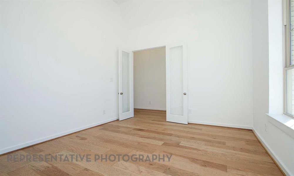 Spacious, unfurnished interior of a new home in Star Trail, Prosper (Image 15).