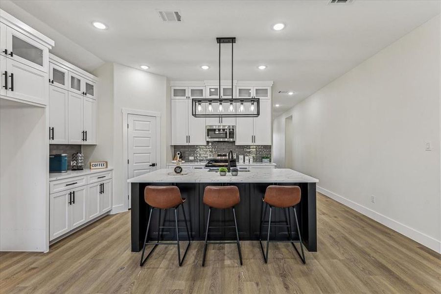 Furnished interior view inside a new home in , Fort Worth (Image 9). Furnished interior view inside a new home in , Fort Worth (Image 9).