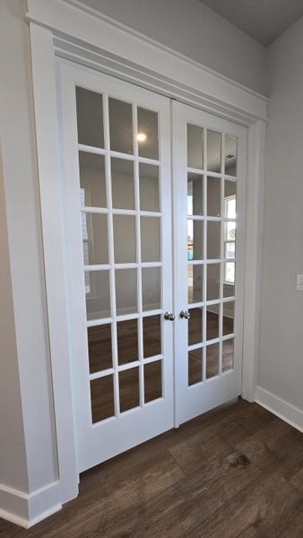 Spacious, unfurnished interior of a new home in , Summerville (Image 11).