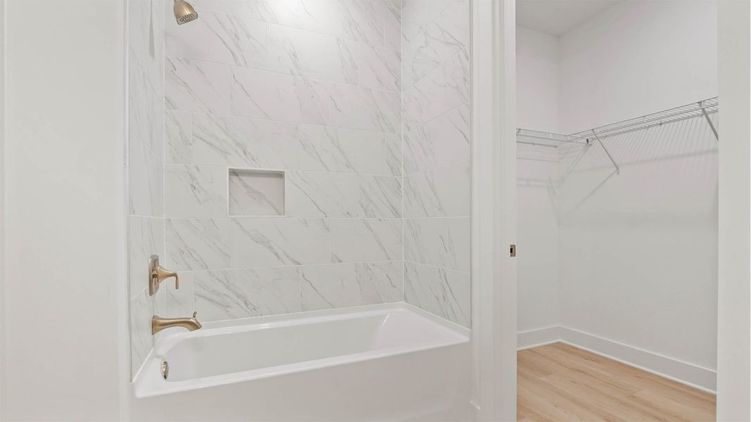 Spacious, unfurnished interior of a new home in Parkside, Santa Rosa Beach (Image 33). Spacious, unfurnished interior of a new home in Parkside, Santa Rosa Beach (Image 33).