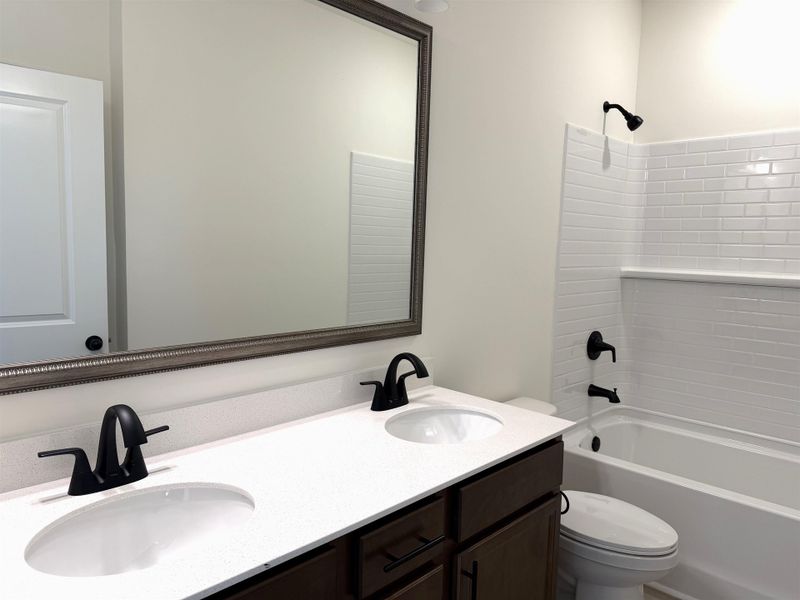 Image 19 of a home in King Farm Estates.