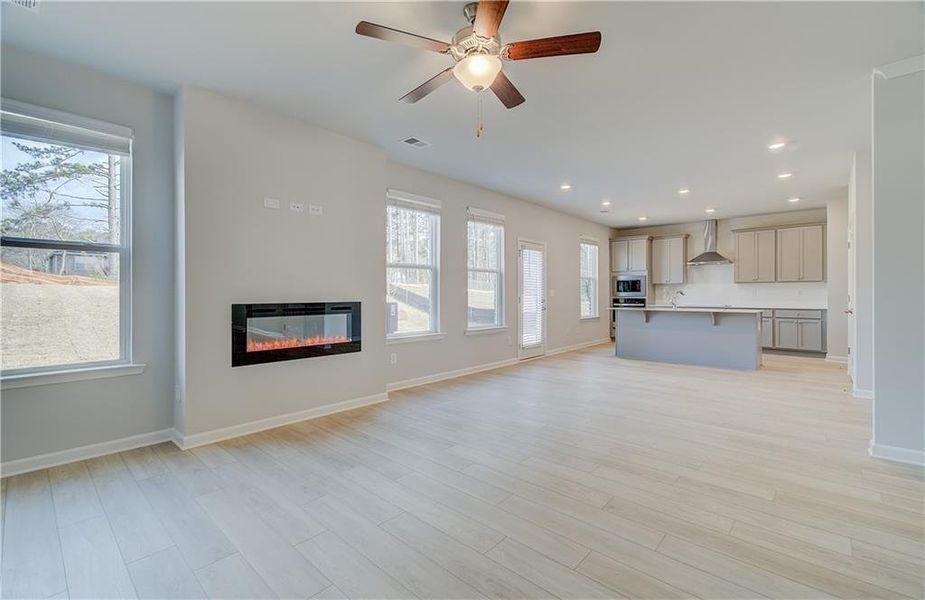 Spacious, unfurnished interior of a new home in Bowers Farm, McDonough (Image 13). Spacious, unfurnished interior of a new home in Bowers Farm, McDonough (Image 13).