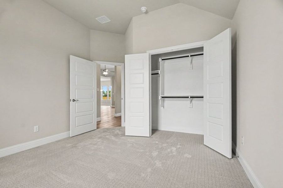 Spacious, unfurnished interior of a new home in Cole Crossing Estates, DeSoto (Image 29).