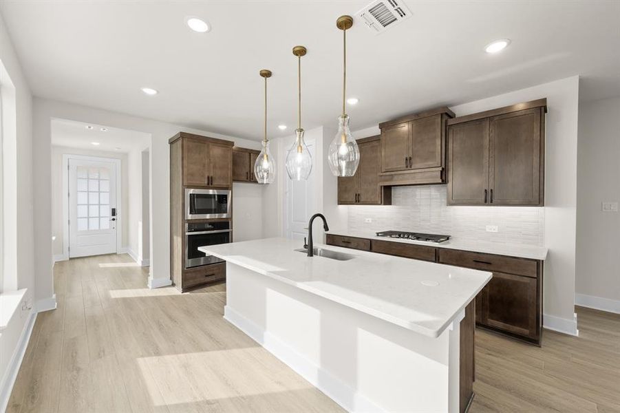 1214 Laurel- Kitchen-2