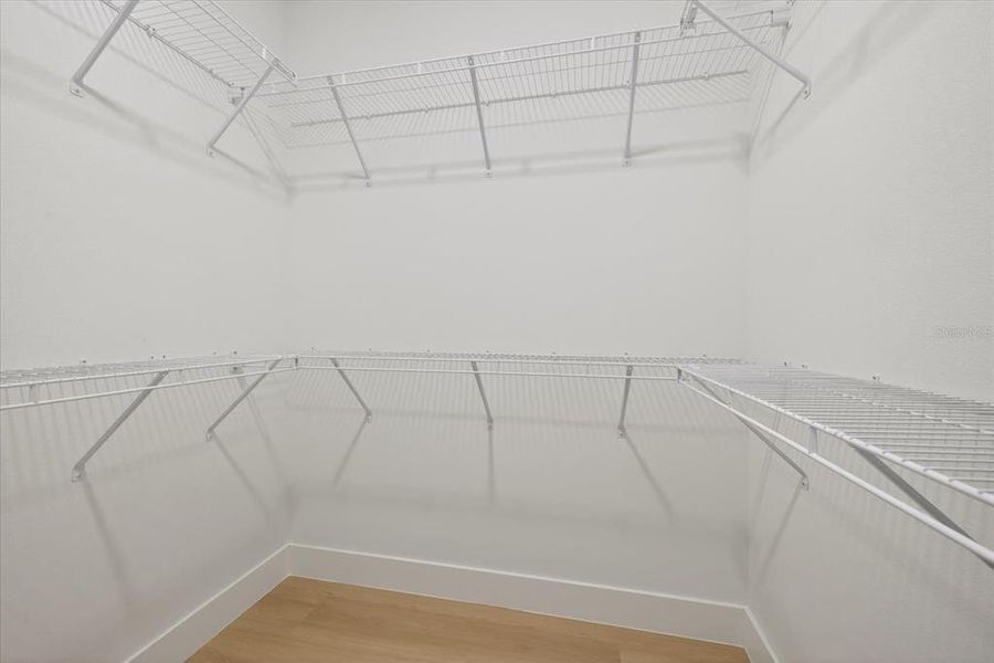 Spacious, unfurnished interior of a new home in , Spring Hill (Image 31).