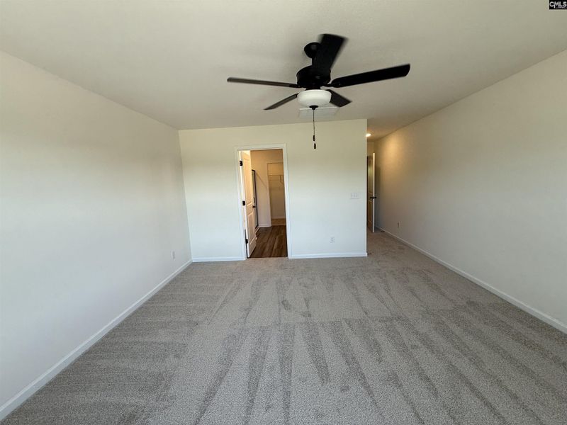 Spacious, unfurnished interior of a new home in Dunbar Village, Cayce (Image 38).