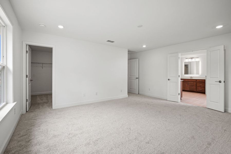 Spacious, unfurnished interior of a new home in Kinsdale, Lancaster (Image 122). Spacious, unfurnished interior of a new home in Kinsdale, Lancaster (Image 122).