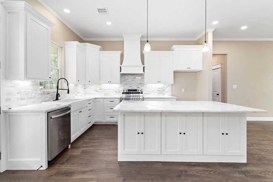 Furnished interior view inside a new home in , Vidor (Image 7). Furnished interior view inside a new home in , Vidor (Image 7).