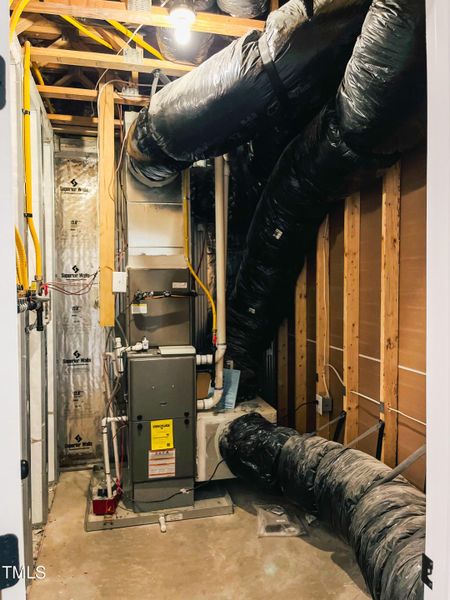 9D067C84-15B7-4DA1-84F1-150484AFCD29