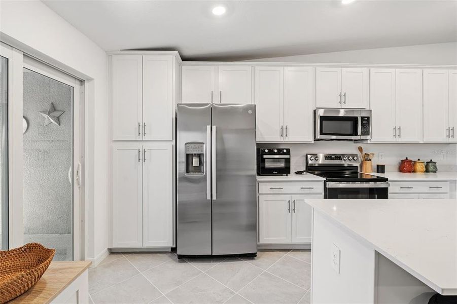 Furnished interior view inside a new home in , Venice (Image 23).