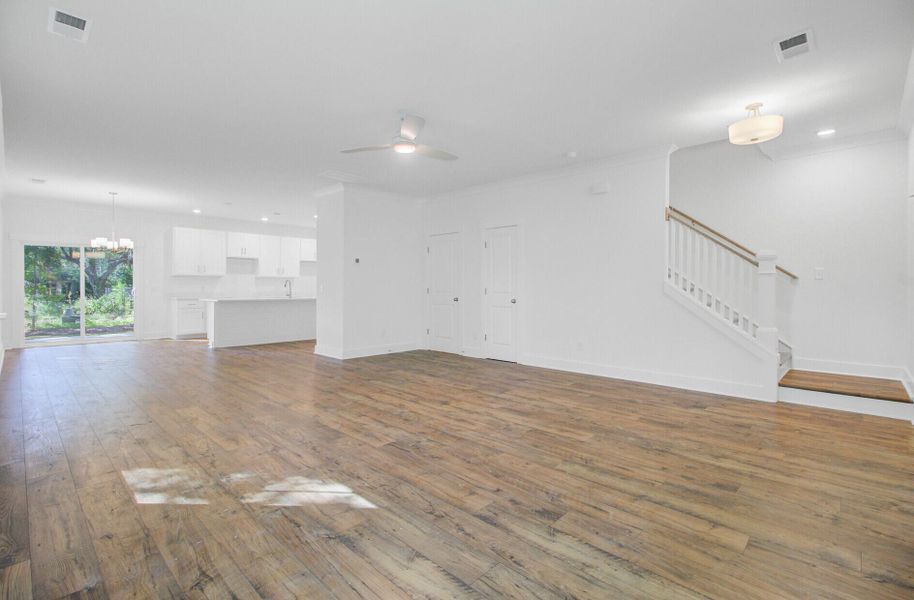Spacious, unfurnished interior of a new home in , Charleston (Image 23).