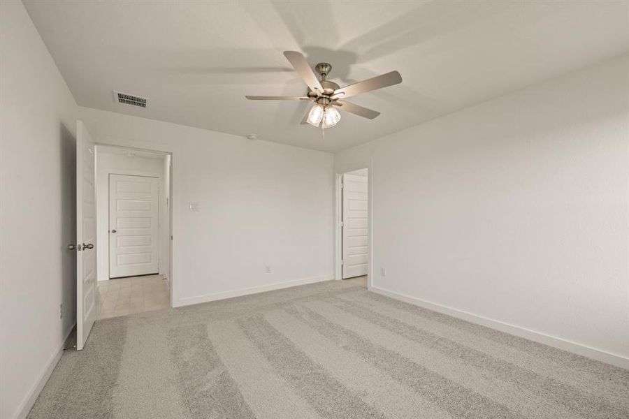 Spacious, unfurnished interior of a new home in Gatlin Ranch, Springtown (Image 15). Spacious, unfurnished interior of a new home in Gatlin Ranch, Springtown (Image 15).