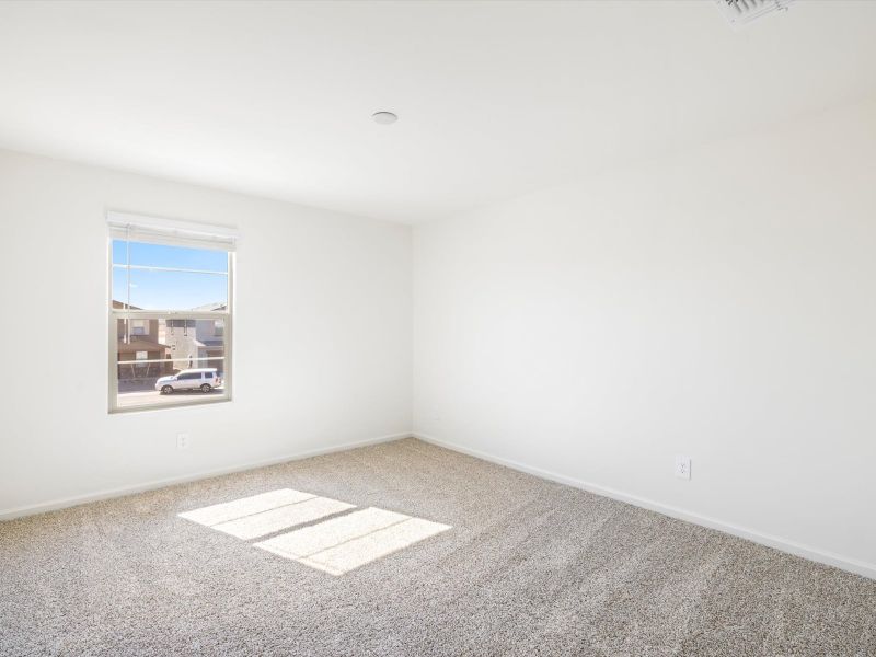 Spacious, unfurnished interior of a new home in Mandarina - Signature Series, Marana (Image 11).