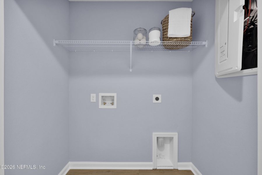 Spacious, unfurnished interior of a new home in Baxley Villas, Middleburg (Image 15).