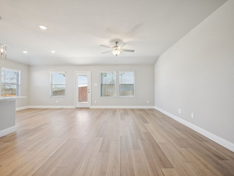 Spacious, unfurnished interior of a new home in Parks at Foster Crossing - Premier Series, Anna (Image 14). Spacious, unfurnished interior of a new home in Parks at Foster Crossing - Premier Series, Anna (Image 14).